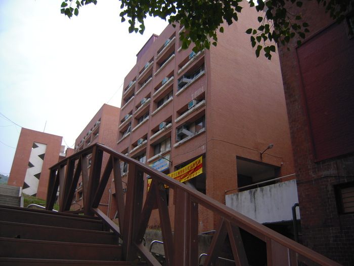 Dorm EImage