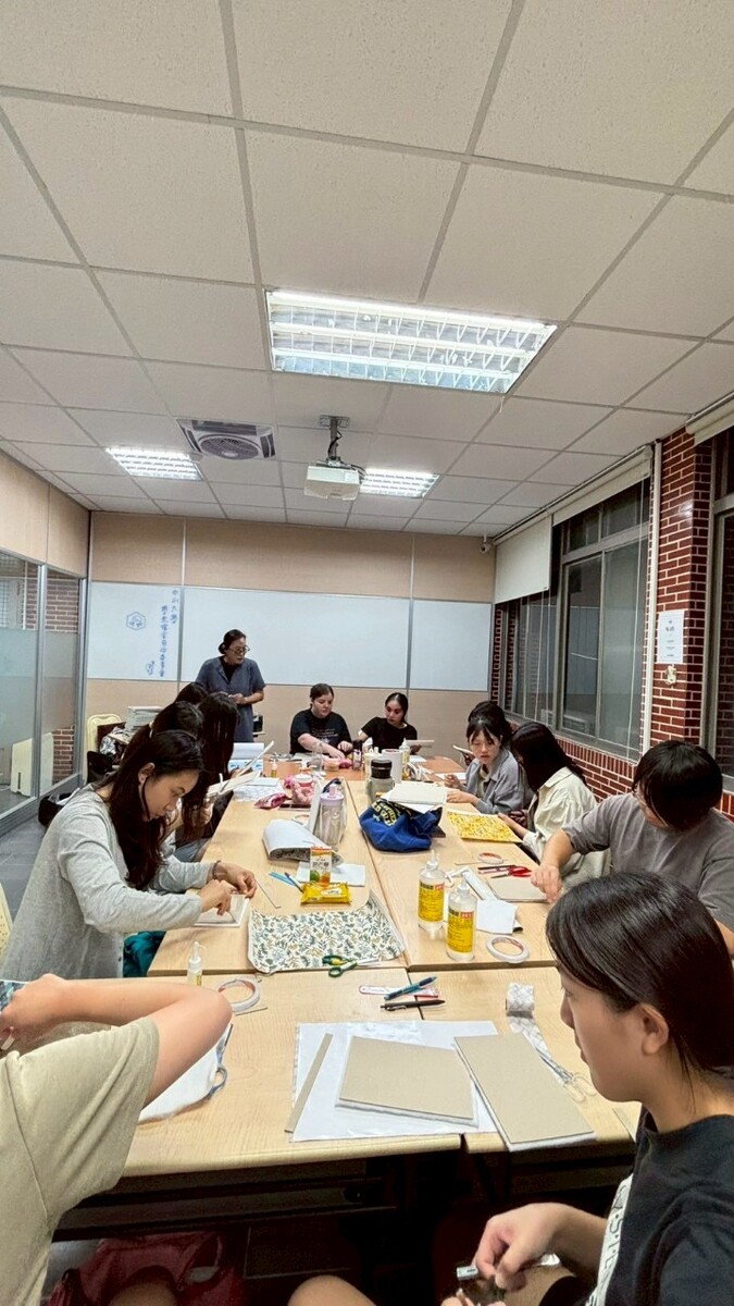 2025宿舍區手作書活動(5/15)圖片